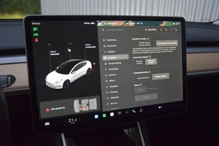 Tesla Model 3 - afbeelding nr 31