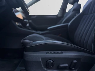 Škoda Superb Skoda Superb Combi 1.4 TSI Plug-in Hybride Trekhaak | Pano Dak | Lederen Interieur | Camera | Sfeerverlichting BTW Auto - afbeelding nr 11