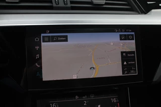 Audi e-tron Audi e-tron Sportback 50 quattro S edition 71 kWh / Panoramadak / Camera / Luchtvering / 20'' / Leder&Alcantara / DAB / ACC / Navigatie / Stoelverwarming - afbeelding nr 7
