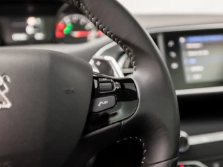 Peugeot 308 Peugeot 308 SW 1.2 PureTech Sport Automaat (PANORAMADAK, APPLE CARPLAY, STOELVERWARMING, ADAPTIVE CRUISE, SPORTSTOELEN, KEYLESS, GETINT GLAS, TREKHAAK, 360 CAMERA, NIEUWSTAAT) - afbeelding nr 21