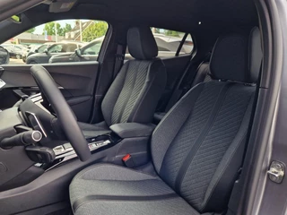Peugeot 2008 Peugeot 2008 1.2 PureTech 130PK aut. Allure - afbeelding nr 13