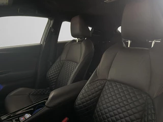 Toyota C-HR Toyota C-HR 1.8 Hybrid Executive Diamond|Fabrieksgarantie t/m 2026 | Stitch Leder | Navigatie | Camera |ACC|Lane Assist| - afbeelding nr 25