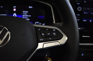 Volkswagen T-Roc Volkswagen T-Roc Cabrio 1.5 TSI 150PK DSG R-LINE SPORT LEDER/NAVI/CARPLAY - afbeelding nr 27