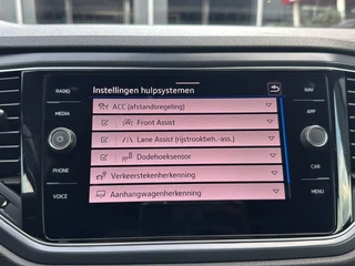 Volkswagen T-Roc Volkswagen T-Roc 1.5 TSI DSG R-LINE TREKHAAK/BEATS-AUDIO/NAVI/ACC/PDC - afbeelding nr 23