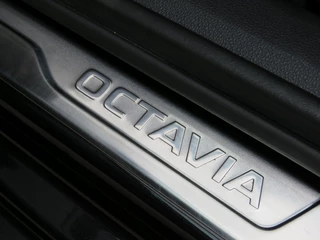 Škoda Octavia Škoda Octavia Combi 1.4 TSI 204pk IV PHEV Business Edition / Stoel & stuurwiel verwarming / Navi / Led / 18 Inch / BOVAG garantie - afbeelding nr 29