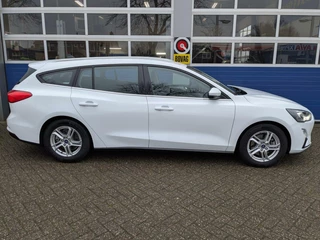 Ford Focus Ford Focus Wagon 1.0 EcoBoost Hybrid AGR stoel|Trekhaak|1eig. - afbeelding nr 2