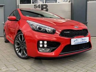 Kia cee'd Kia cee'd 1.6 GT Rood 2015 204 PK ! Recaro/ 18 inch/cruise - afbeelding nr 3