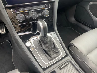 Volkswagen Golf Volkswagen Golf 7.5 2.0 TSI R 4Motion 310PK|Akra|Pano|Leer - afbeelding nr 5