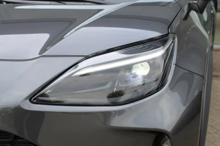 Toyota Yaris Cross Toyota Yaris Cross 1.5 Hybrid Dynamic | Navi | HUD | El. Achterklep | Keyless Entry - afbeelding nr 37