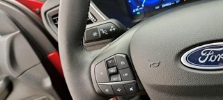 Ford Kuga Ford Kuga 2.5 PHEV Titanium 225pk | Winterpack | Afneembare Trekhaak | 1.500kg Trekgewicht | All Weather Michelin Cross Climate | Sync 3 Navigatie - afbeelding nr 15