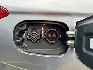 Mitsubishi Outlander Mitsubishi Outlander 2.0 PHEV 4WD INTYLE+ PREMIUM - afbeelding nr 17
