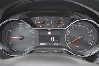 Opel Crossland Opel Crossland 1.2 Turbo Elegance / Pano / Camera + PDC / Zwart dak / Navi / LED / DAB+ - afbeelding nr 24