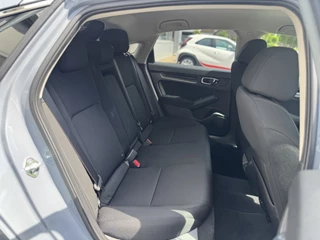 Honda Civic Honda Civic 2.0 e:HEV Elegance € 1850 KORTING! Dodehoek detectie, verwarmde stoelen , All-in Rijklaarprijs - afbeelding nr 15