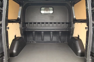 Ford Transit Custom Ford Transit Custom 290 2.0TDCI 170pk L1H1 Limited DC | Leder | L+R Zijdeur | Trekhaak | Camera | Navi | Lease 342,- p/m - afbeelding nr 9