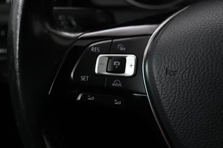 Volkswagen Golf Volkswagen Golf 1.4 TSI Highline | Stoelverwarming | Camera | Full LED | Adaptive cruise | Carplay | Climate control | Parkeerhulp | Bluetooth - afbeelding nr 19