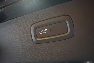 Volvo XC90 Volvo XC90 2.0 T8 TWIN ENGINE R-DESIGN PANORAMADAK - afbeelding nr 15