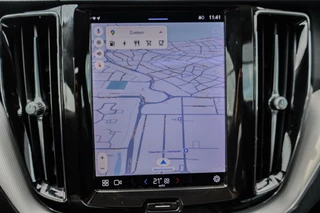 Volvo XC60 Volvo XC60 2.0 T6 Plug-in hybrid AWD Plus Bright PANORAMADAK ADAPTIVE CRUISE MEMORY - afbeelding nr 12