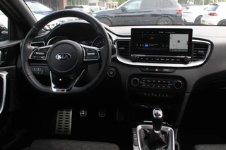 Kia Ceed Sportswagon Kia Ceed Sportswagon 1.5 T-GDi GT-Line / Camera / Apple CarPlay / Keyless / 17'' / Stuurverwarming / Getint glas / DAB / Stoelverwarming - afbeelding nr 9