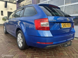 Škoda Octavia Skoda Octavia Combi 1.5 TSI  Business Edition Plus * NAVI * - afbeelding nr 4