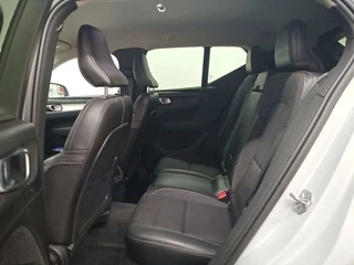 Volvo XC40 | Intellisafe ProLine & Surround | Audio Line | El. achterklep | Navi + Apple Carplay & Android Auto | Stoelverwarming | PDC V+A + Camera achter | Full LED | Draadloos opl;aden - afbeelding nr 18