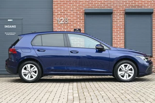 Volkswagen Golf Volkswagen Golf 1.0 eTSI |DSG|CRUISE|CARPLAY|STUUR/STOELVERW - afbeelding nr 11