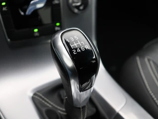Volvo S60 Volvo S60 T3 POLAR+ DYNAMIC LEDER NAVI XENON BLUETOOTH PARK ASSIST - afbeelding nr 25