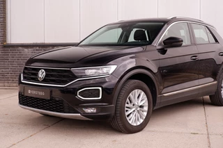 Volkswagen T-Roc Volkswagen T-Roc 1.5 TSI Sport | LED | Trekhaak | Carplay | Camera | PDC - afbeelding nr 24