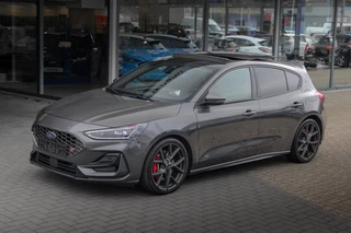 Ford Focus Ford Focus 2.3 Ecoboost 280pk ST-3 | Sper Differentieel | Panoramadak | Adaptive cruise control |Winter Pack | Trekhaak Afneembaar - afbeelding nr 17