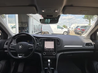 Renault Megane E-Tech Renault Megane E-Tech Estate 1.6 Plug-In Hybrid 160 R.S. Line | Stuur en Stoel Verwarming | Parkeer Assist | Head Up Display - afbeelding nr 14