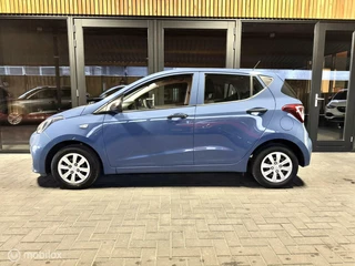 Hyundai i10 Hyundai i10 1.0i i-Drive blauw - afbeelding nr 2