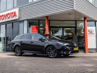 Toyota Avensis - 388195376-0