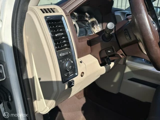 Dodge Ram 1500 Dodge Ram 1500 4X4 5.7 V8 4x4 Longhorn|200L|PANO|TREKHAAK - afbeelding nr 23