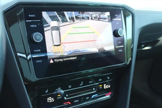 Volkswagen Passat Volkswagen Passat Variant 1.4 TSI PHEV 218pk 6-DSG GTE Business Highline | PanoramaDak | Zomer- en winterset | Carplay | - afbeelding nr 14