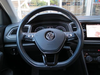 Volkswagen T-Roc Volkswagen T-Roc 1.5 TSI 150PK STYLE / Camera / Navi / Elec.achterklep / Adap.cruise / BOVAG garantie - afbeelding nr 7