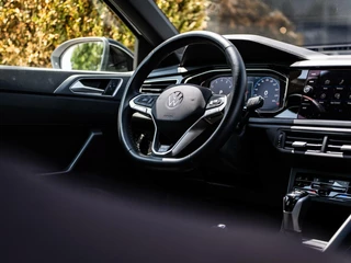 Volkswagen Taigo Volkswagen Taigo 1.5 TSI R-Line|PANO|ACC|18'|VIRTUAL|CARPLAY - afbeelding nr 18