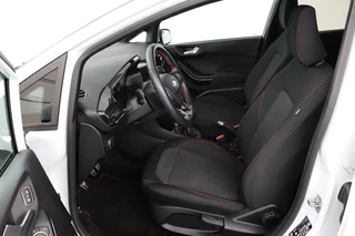 Ford Fiesta Ford Fiesta 1.0 EcoBoost ST-Line | Carplay | Navigatie |  Climate control | Cruise control | Parkeerhulp | Bluetooth - afbeelding nr 4