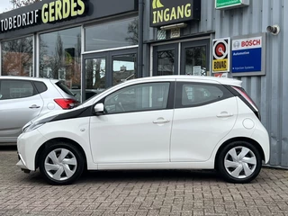 Toyota Aygo | NAVIGATIE | AIRCO | - afbeelding nr 2