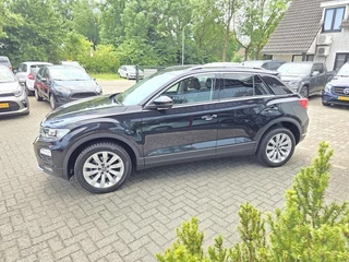 Volkswagen T-Roc Volkswagen T-Roc 1.5 TSI Sport AUTOMAAT Clima|Navi|Camera|Virtual|Nap!! - afbeelding nr 56