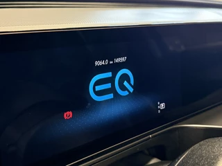 Mercedes-Benz EQC Mercedes-Benz EQC 400 4MATIC Business Solution AMG 80 kWh | Camera | Origineel NL - afbeelding nr 17