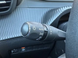 Peugeot 208 - afbeelding nr 18