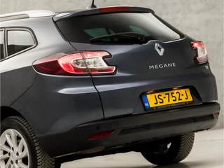 Renault Mégane Estate (NAVIGATIE, CLIMATE, GETINT GLAS, CRUISE, SPORTSTOELEN, LM VELGEN, PARKEERSENSOREN, ARMSTEUN, NIEUWE APK, NIEUWSTAAT) - afbeelding nr 13