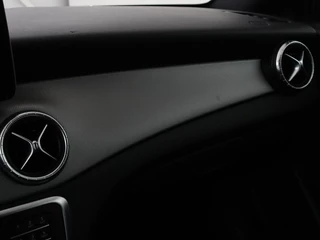 Mercedes-Benz CLA Mercedes-Benz CLA-klasse Shooting Brake 180 Business Solution | Stoelverwarming | Camera |  Bleutooth | Navigatie | LMV 18 inch | Sportstoelen | Half leder - afbeelding nr 24