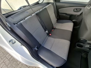 Toyota Yaris Toyota Yaris 1.5 Hybrid - afbeelding nr 32