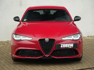 Alfa Romeo Giulia Alfa Romeo Giulia 2.0 Turbo 280 PK Competizione Q4 AWD | Harman | Veloce | 19