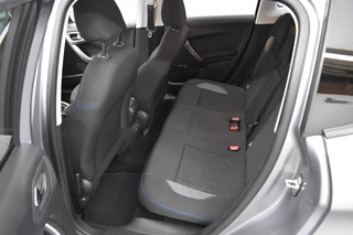 Peugeot 2008 Peugeot 2008 1.2 PureTech Active - afbeelding nr 9