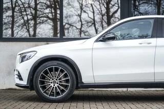 Mercedes-Benz GLC Mercedes GLC-klasse Coupé 250 4MATIC AMG Burmester 360c Pano - afbeelding nr 9