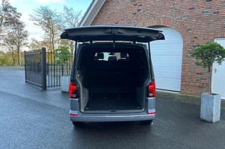 Volkswagen Caravelle Volkswagen Caravelle T6.1 2.0 TDI 204 PK DSG L2H1 DUB/CAB A-KLEP ACC | ALPINE Audio | Leder | Side Assist | Alcantara hemel bekleding | LED | - afbeelding nr 26