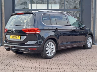 Volkswagen Touran | Automaat | Navi | Trekhaak | Stoel- en stuurverwarming | ACC | LED | - afbeelding nr 3