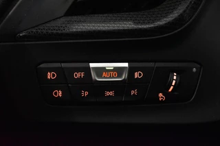 BMW 1 Serie CAMERA/CARPLAY/PANORAMADAK - afbeelding nr 22