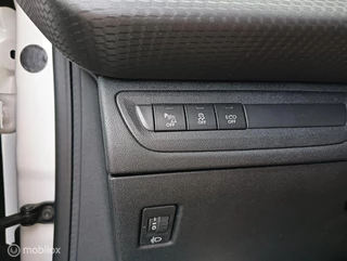 Peugeot 2008 Peugeot 2008 1.2 130pk PureTech handel/export - afbeelding nr 15